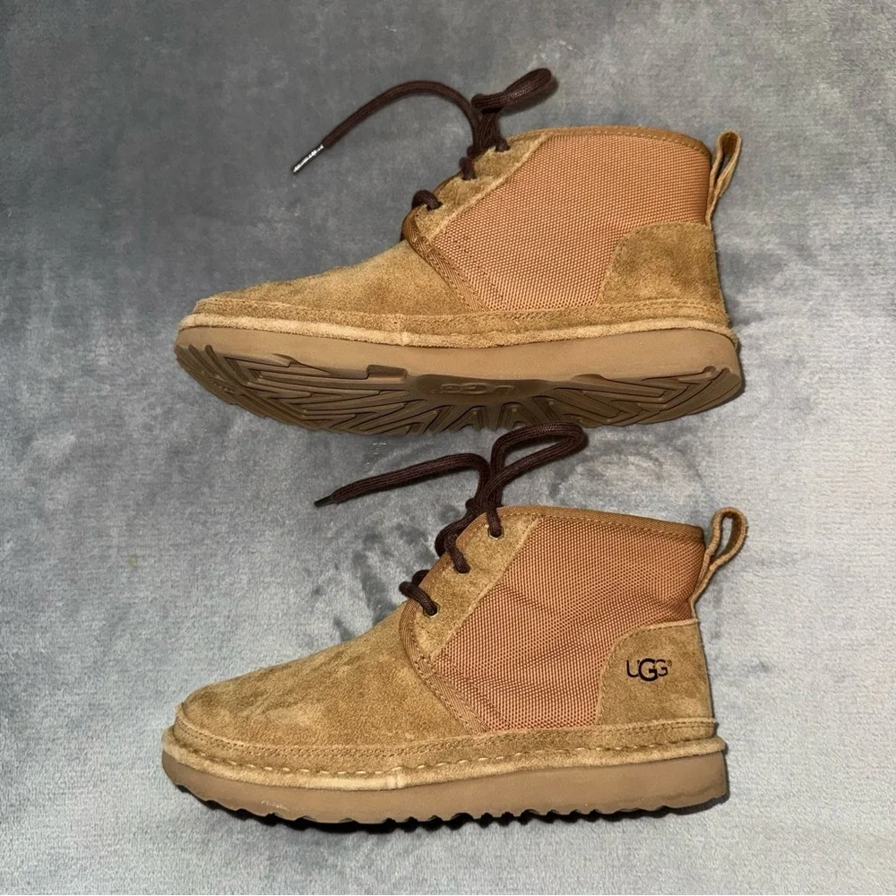 New Without Tag UGG Kids' Neumel II Chukka Ankle Boots Size 4